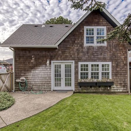 Seaside Classic Cottage Bagian luar foto