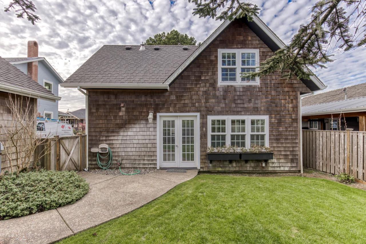 Seaside Classic Cottage Bagian luar foto