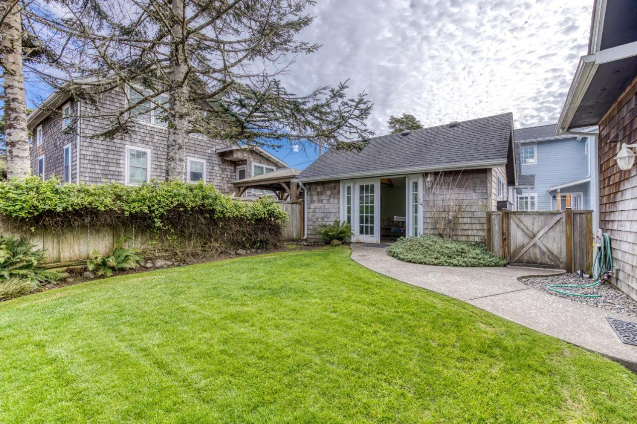 Seaside Classic Cottage Bagian luar foto