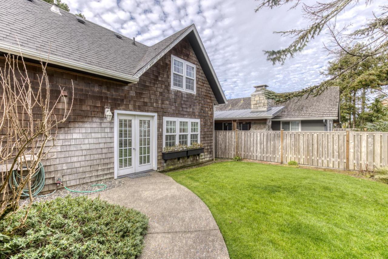 Seaside Classic Cottage Bagian luar foto