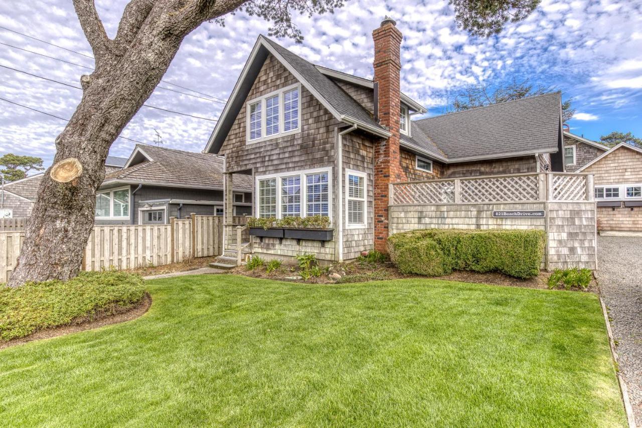 Seaside Classic Cottage Bagian luar foto