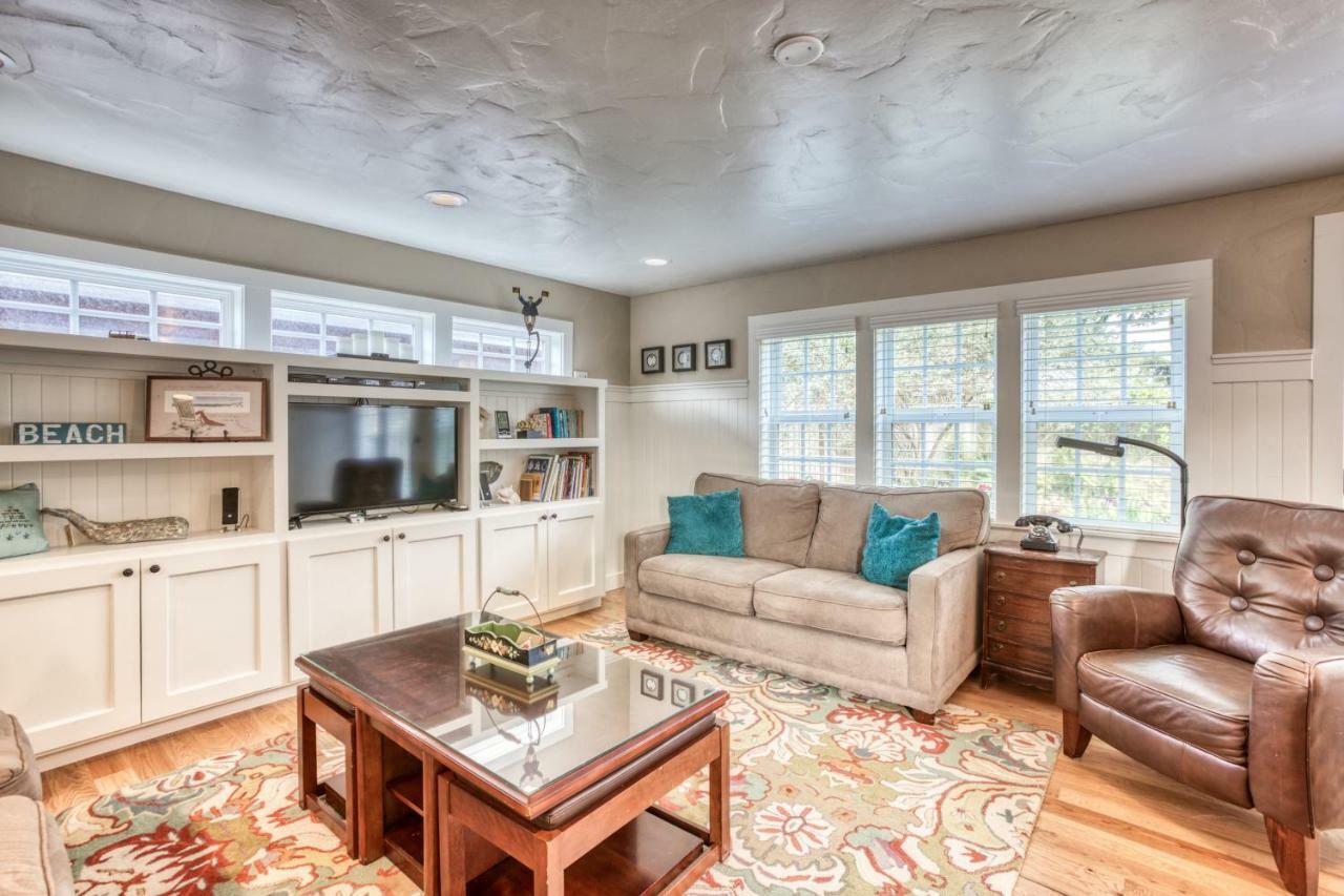 Seaside Classic Cottage Bagian luar foto
