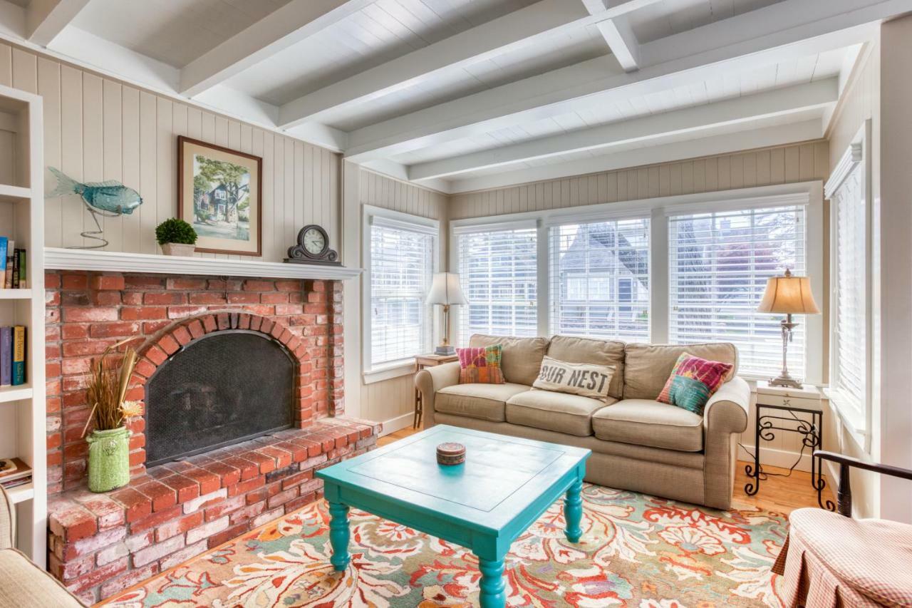 Seaside Classic Cottage Bagian luar foto